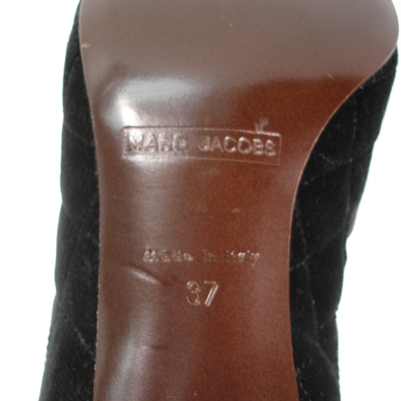 NEW MARC JACOBS QUILTED VELVET CAP TOE PUMPS 37 - Picture 8 of 8